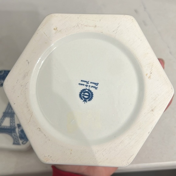 Blue and White Trinket Dish | Eiffle Tower Trinket Box | Blue and White Decor - Picture 7 of 8